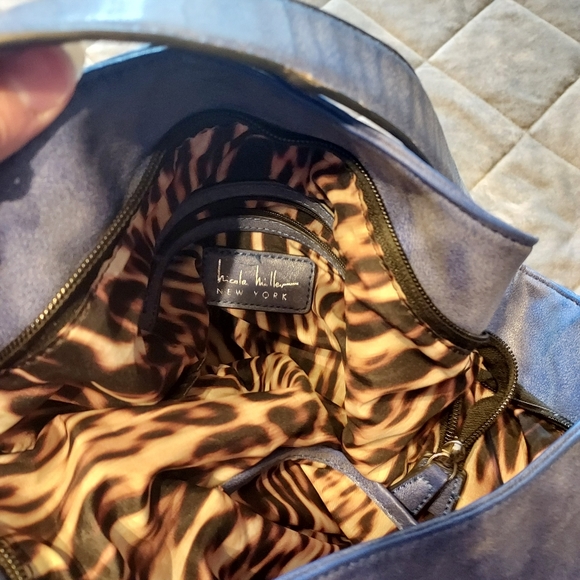 Sold - Picture 2 of 4